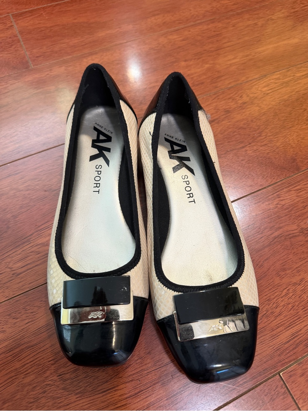Anne Klein Beige and Black Cap-Toe Ballet Flats